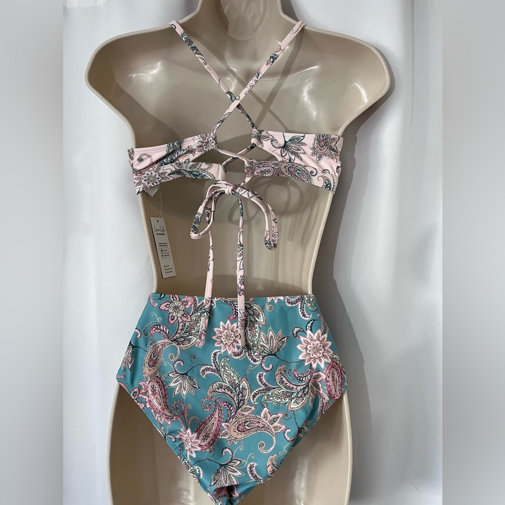 Cupshe Arty Petals Shirred Lace Back Bralette & Mid Ride Bikini Bottom Set - Picture 5 of 11